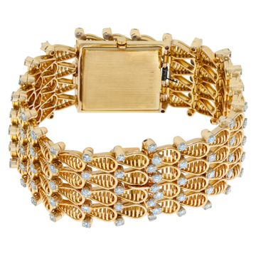 Audemars Piguet Classic 123 18k Cream dial custom diamond bracelet 25.5mm Manual