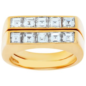 Diamond and 18k yellow gold ring. 1.00 carat in white clean diamond. Size 5.75.