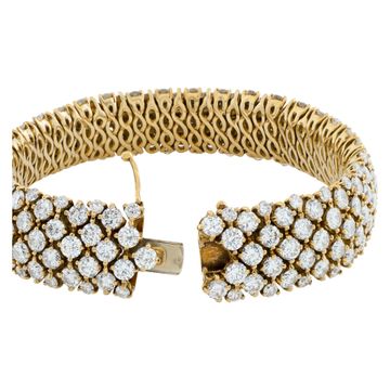 Diamonds bracelet with over 35 carats round brilliant cut diamonds, set in 18K gold.