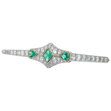 Diamonds & Emerald pin set in 18k white gold