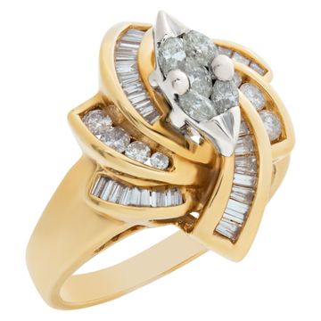 Fascinating diamond ring in 14k yellow gold. 1.50 carats in diamonds. Size 7.75