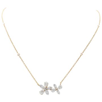 Flower diamonds chain necklace in 18k yellow gold. Round and marquise brilliant cut diamonds total approx. weight: 1.60 carat