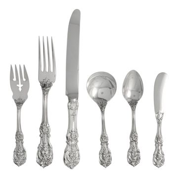 FRANCIS THE FIRST sterling silver flatware set patented in 1907 by Reed & Barton. 6 Place Settings for 12 with 4 serving pieces. TOTAL 76 pieces.