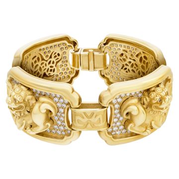 Kieselstein Cord Foo Dog bracelet with 7 carats diamonds set in 18k with matching pendant