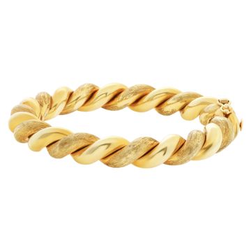 Maccaroni bangle in 18k with satin and high polish finish