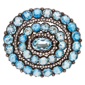Marvelous antique over 20 carats natural gem quality Aqua Marine (from the Santa Maria mines in Brazil) brooch