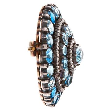 Marvelous antique over 20 carats natural gem quality Aqua Marine (from the Santa Maria mines in Brazil) brooch