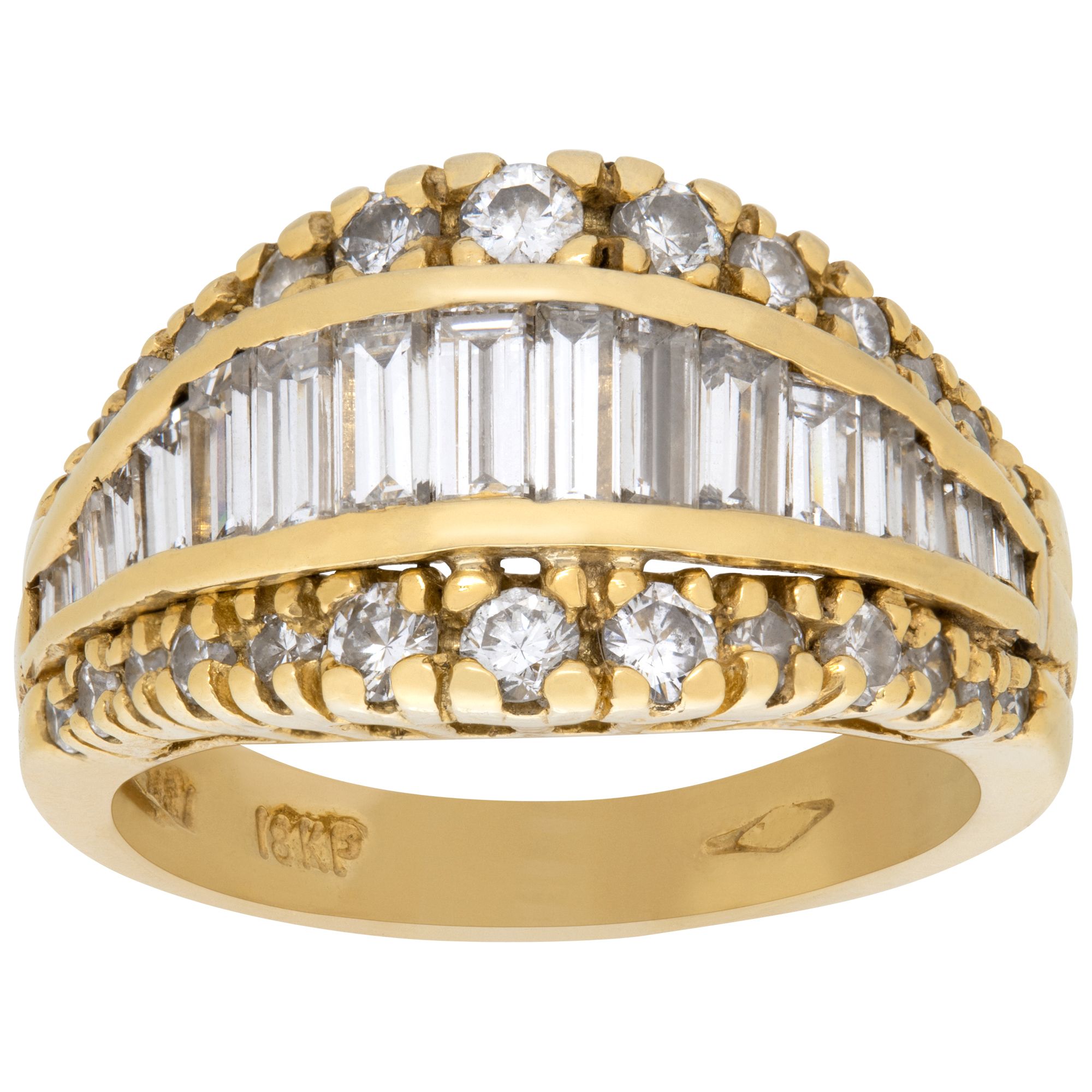Diamond ring in 18k yellow gold