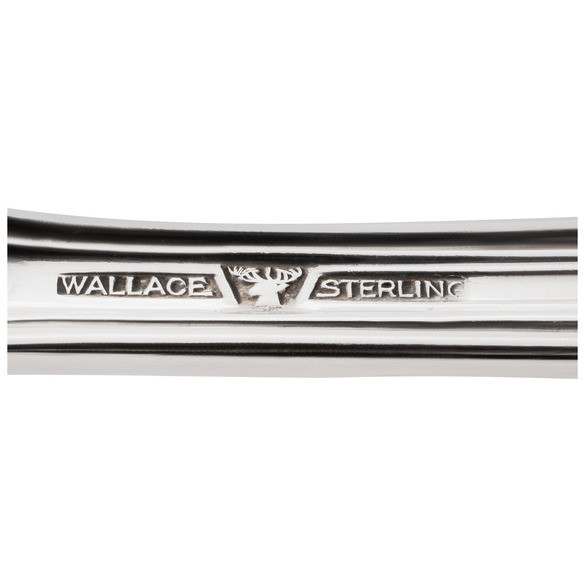 SIR CHRISTOPHER sterling silver flatware set patented in 1936 by Wallace silversmiths. Over 4200 grams of sterling silver or 135 troy ounces. 6 Place setting for 20 with extra tea spoons and 1 serving piece.