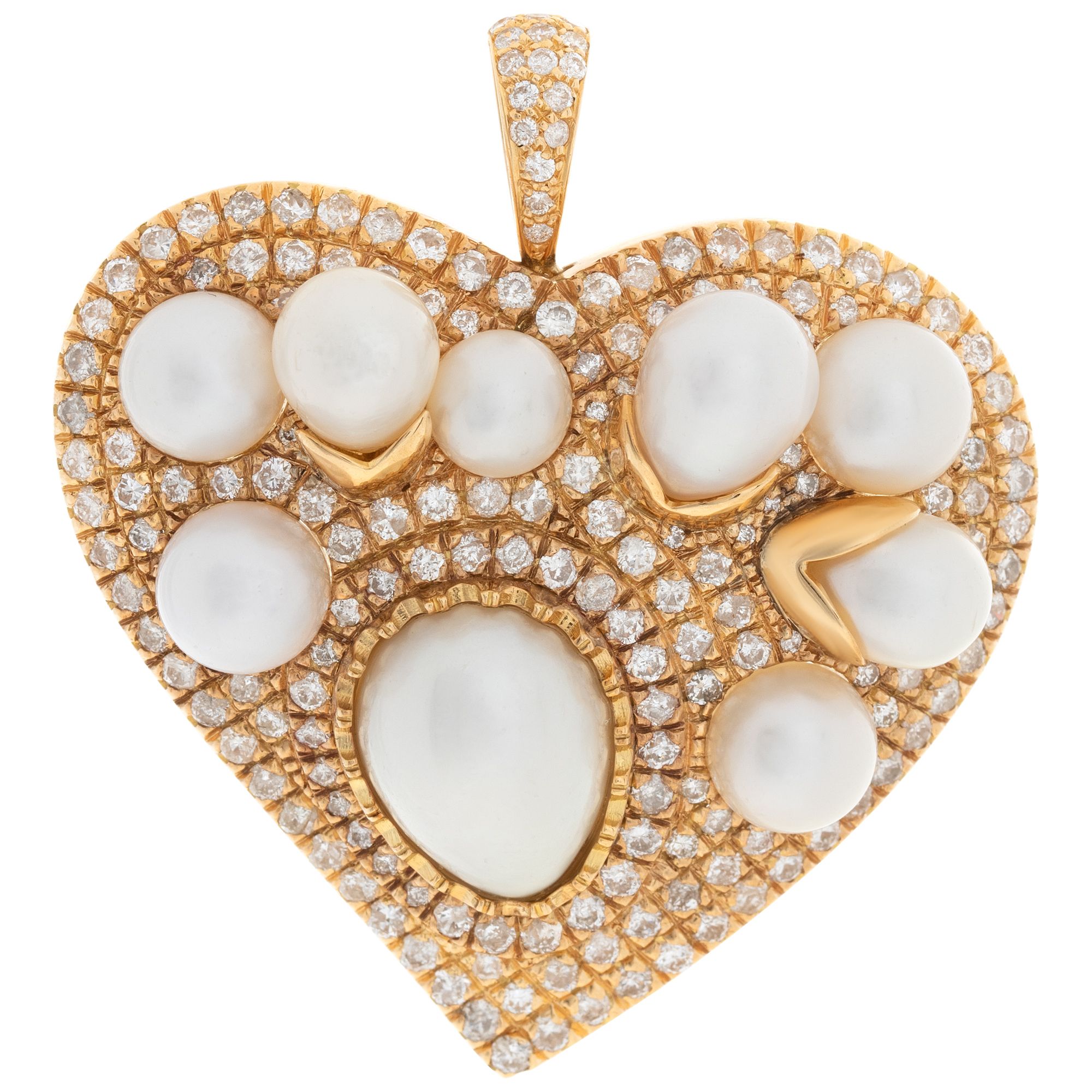 Akoya pearl and diamonds pendant in 18K yellow gold.