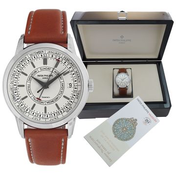 Patek Philippe Calatrava 5212-A stainless steel 40mm auto watch