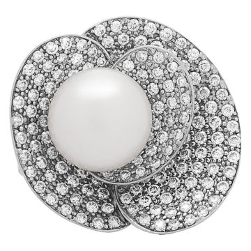 Pearl ring with pave diamond petals in 18k white gold. 2.00 carats in diamonds