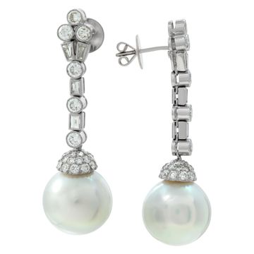 South Sea Pearl (15 x 15.5 mm) and diamonds drop earrings in 18k white gold.