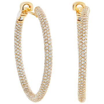 Stunning 18k yellow gold pave hoop earrings with 6.90 carats in round brilliant cut diamonds