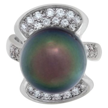Tahitian pearl ring in 18k white gold with 1.29 carats in pave diamonds.