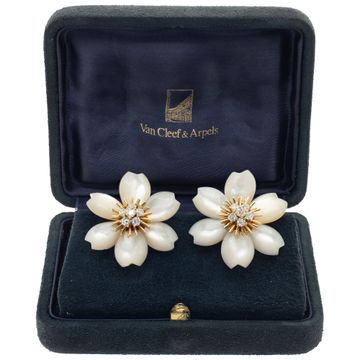 Van Cleef & Arpels Mother of Pearl and Diamond Rose de Noel earrings in 18k yellow gold